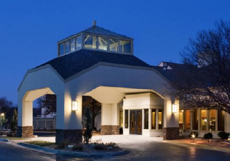 Clubhouse Inn Westmont