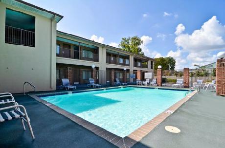 BEST WESTERN Executive Inn