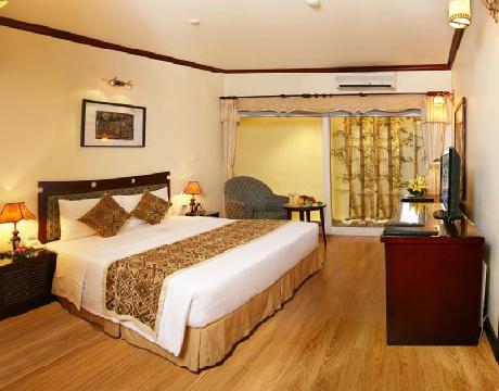 Hoa Binh Palace Hotel