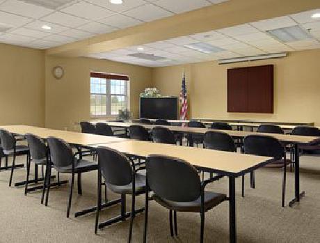 Baymont Inn and Suites Grafton/Milwaukee