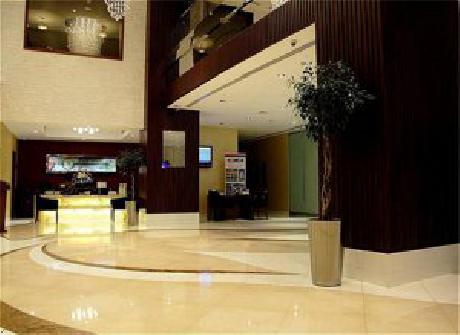 Flora Creek Hotel Apartments