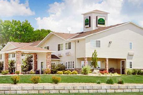 Wamego Inn and Suites