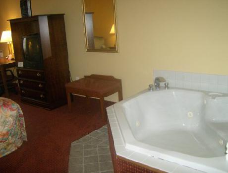 Holiday Inn Express IRWIN (PA TPK EXIT 67)