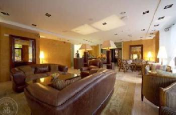 Savoy Boutique Hotel