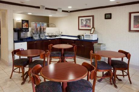 Country Hearth Inn Knightdale