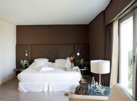 Barcelo Renacimiento