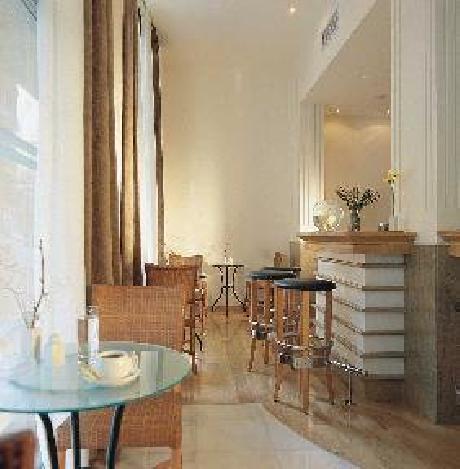 City Hotel and Central Spa