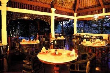 Puri Bunga Village Hotel