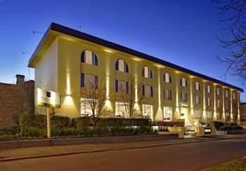 BEST WESTERN PLUS Travel Inn Hotel