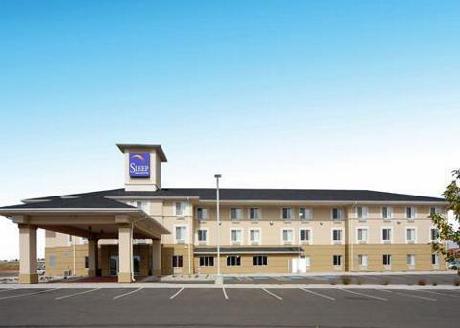 Sleep Inn & Suites
