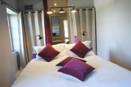 Hostellerie du Chateau de la Pomarede