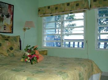 Button Bay Beach Getaway