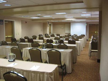 Hampton Inn  Suites Scottsdale