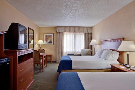 Holiday Inn Express COLTON