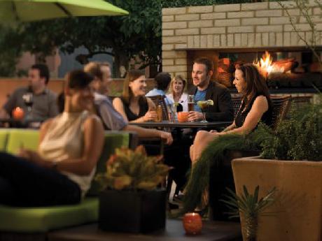 Zona Hotel & Suites Scottsdale, an Ascend Collection hotel