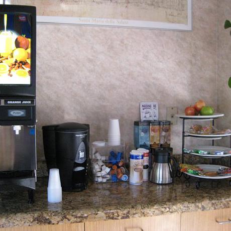 Travelers Inn Lawndale