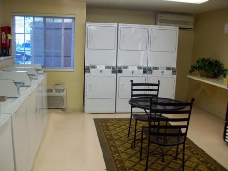 Candlewood Suites AT CITYCENTRE-ENERGY CORRIDOR