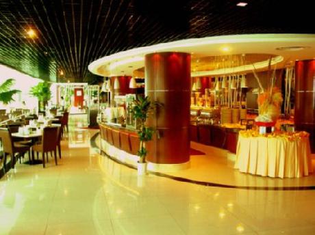 Clifford Hotel & Resort Center