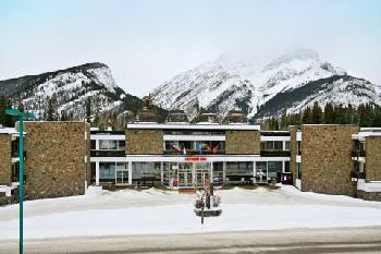 Banff Voyager Inn