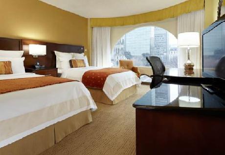 Montreal Marriott Chateau Champlain