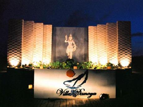Danoya Villa
