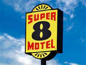 Super 8 North Of The Falls