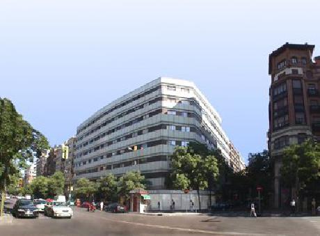 APARTAMENTOS GOYA 75