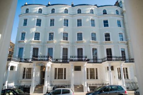 The Hyde Park Court Hotel