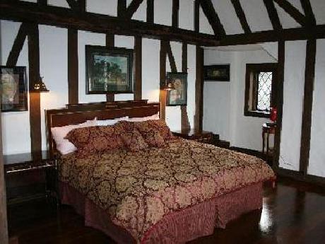 The Castle at Skylands Manor