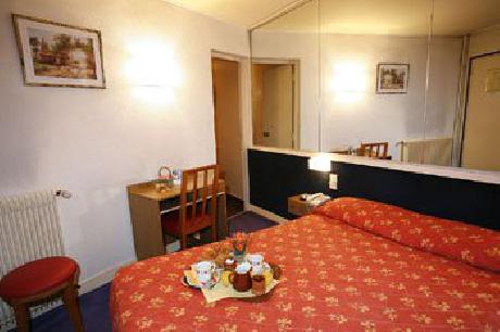 DE FRANCE QUARTIER LATIN