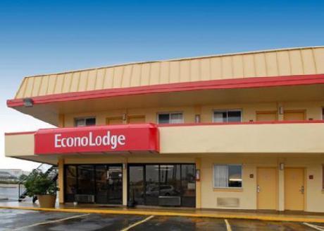 Econo Lodge Central