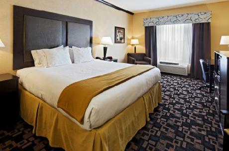 Holiday Inn Express Hotel & Suites GLEN ROSE