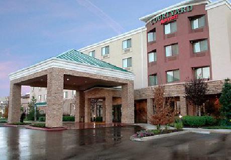 Courtyard Sacramento Folsom