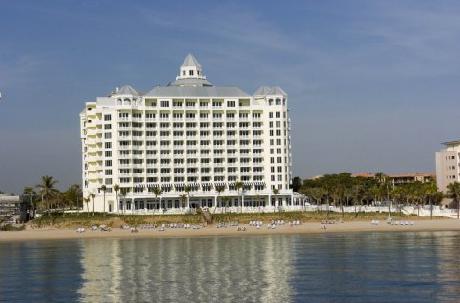 Pelican Grand Beach Resort