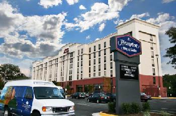 Hampton Inn and Suites Alexandria, Old Town