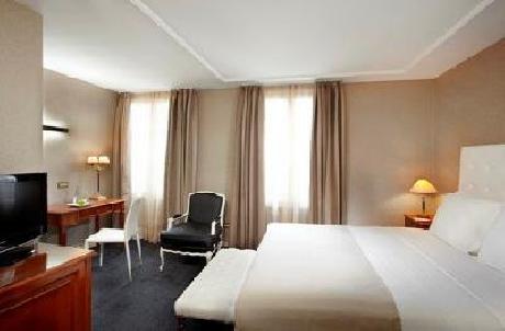 Melia Colbert Boutique Hotel