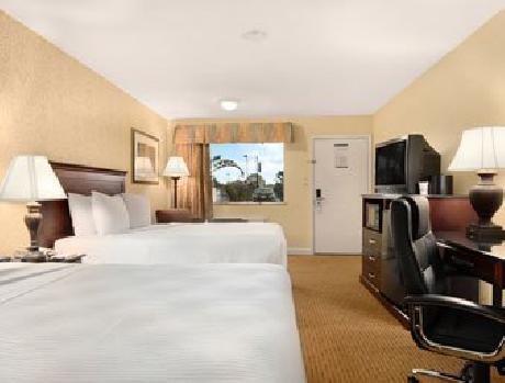 Days Inn The Woodlands, TX