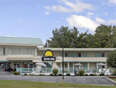 Days Inn South Boston VA