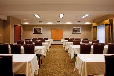 Holiday Inn Express Hotel & Suites SAN DIEGO-SORRENTO VALLEY