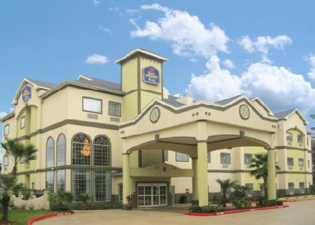 BEST WESTERN PLUS New Caney Inn & Suites