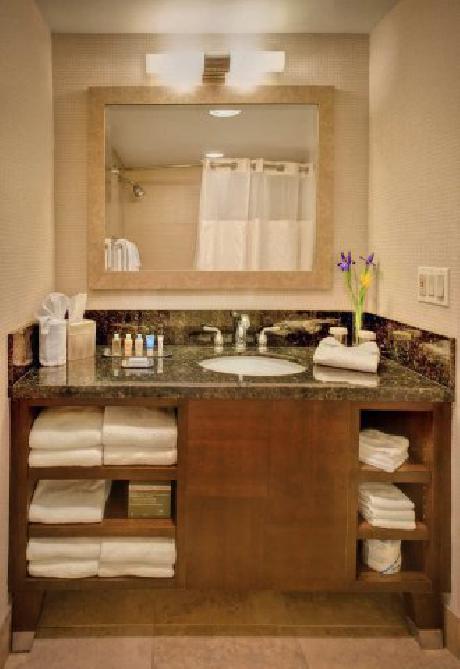 DoubleTree by Hilton Philadelphia Center City