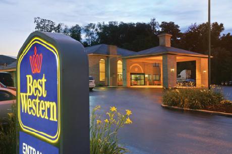 BEST WESTERN PLUS North Canton Inn & Suites