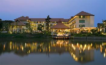 RatiLanna Riverside Spa Resort