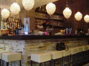 Diamonds and Pearls Hotel