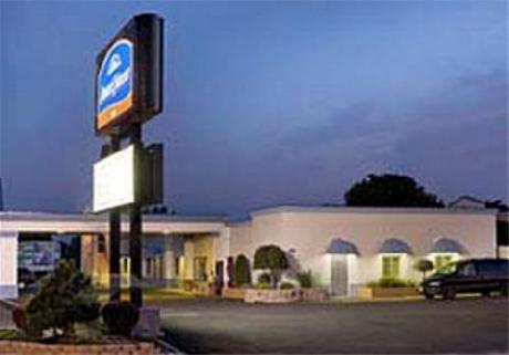 Howard Johnson Inn - Sandusky Park N. Entrance