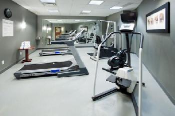 Holiday Inn Express Hotel & Suites TORONTO-MISSISSAUGA