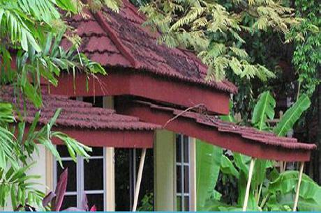 Mutiara Burau Bay Beach Resort