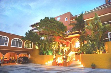 Avalon Baccara Cancun