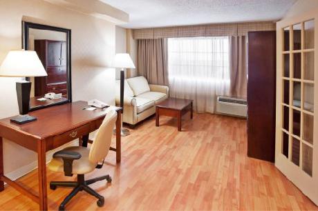 Holiday Inn NIAGARA FALLS