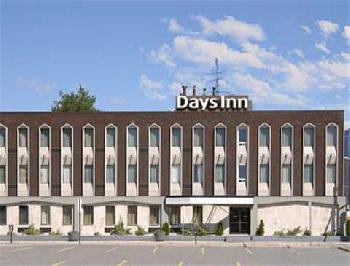 Days Inn - Windsor